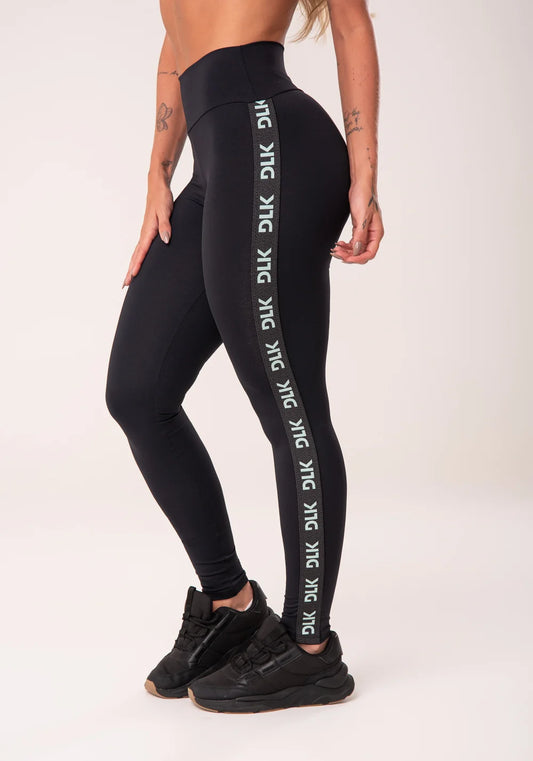 Calça legging energy poliamida preta com elástico detalhe azul